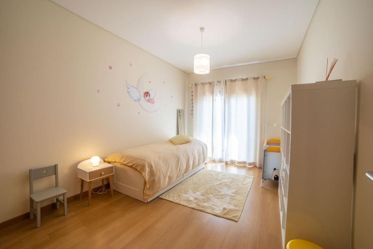 Lovely Apartment Near Airport And Nations Park, With Garage Loures Extérieur photo